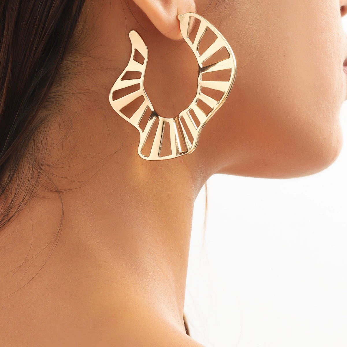 Geometric irregular earrings, creative, hollow,metal