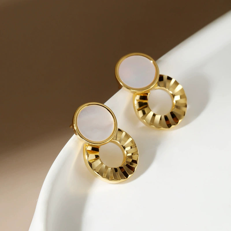 Stud earrings, 925 sterling silver gold plated with shells