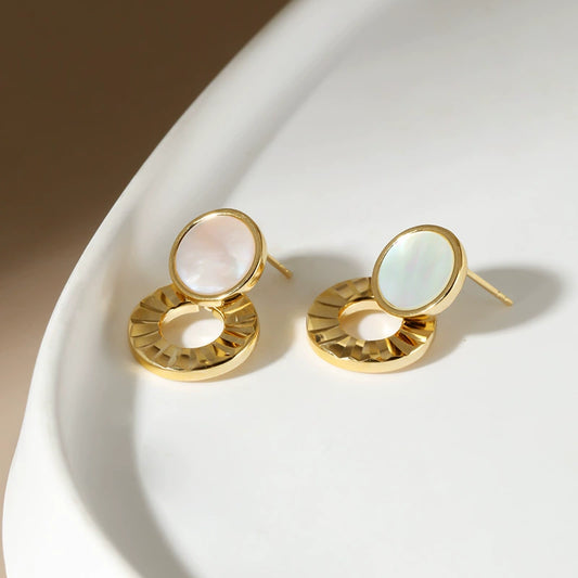 Stud earrings, 925 sterling silver gold plated with shells